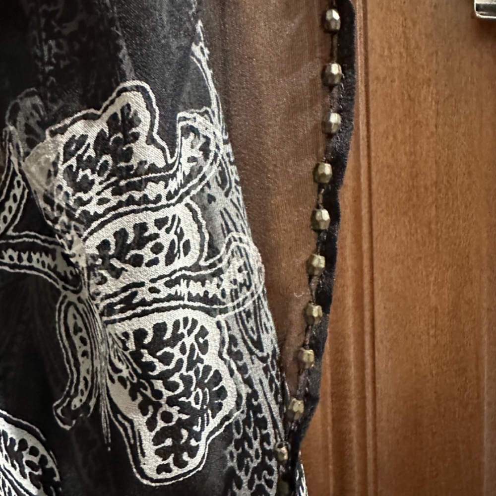 Top - Picture 3 of 4